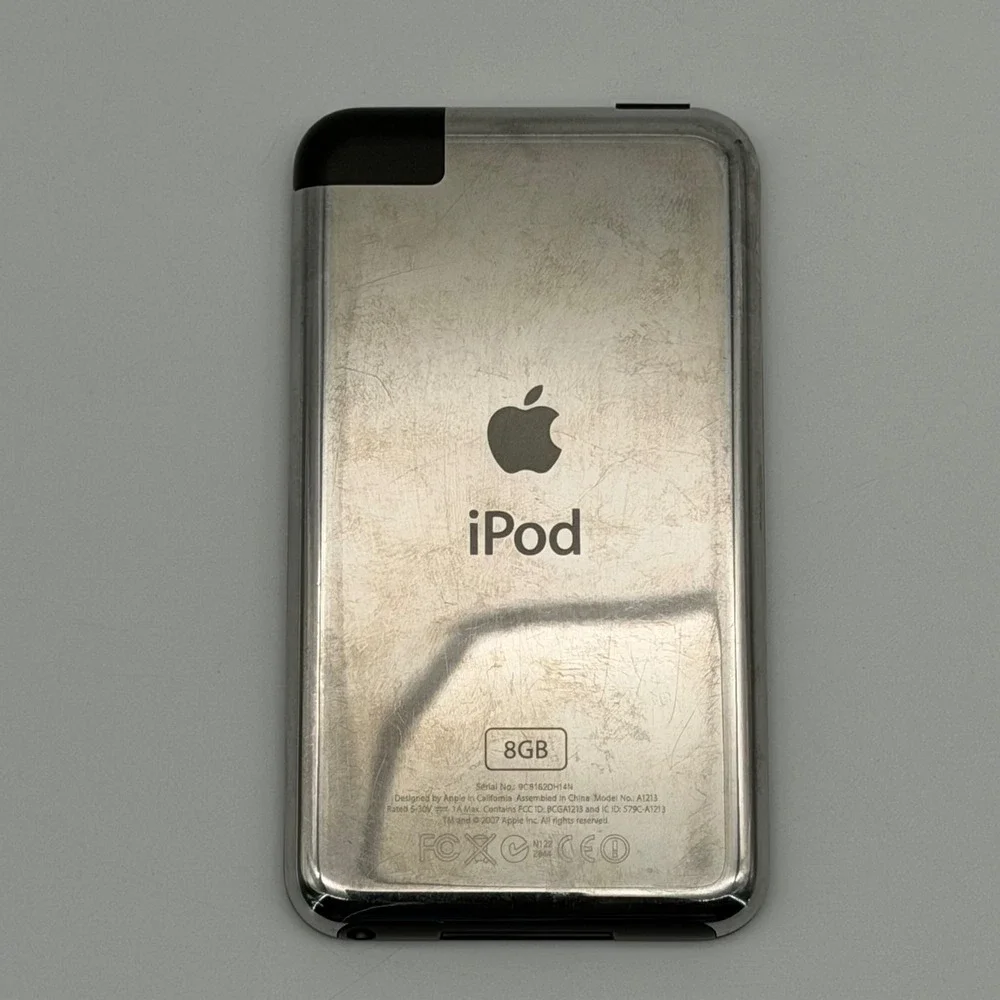 Apple iPod Touch A1213 8GB 1st Generation Black